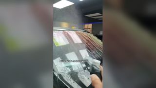 Filme de carro muda de cor com água +